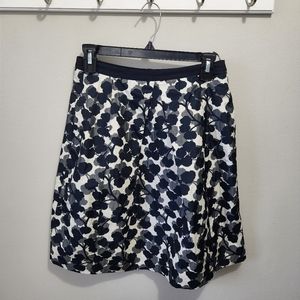 Weekend Max Mara Printed Blue and Cream Mini Skirt Size 4
